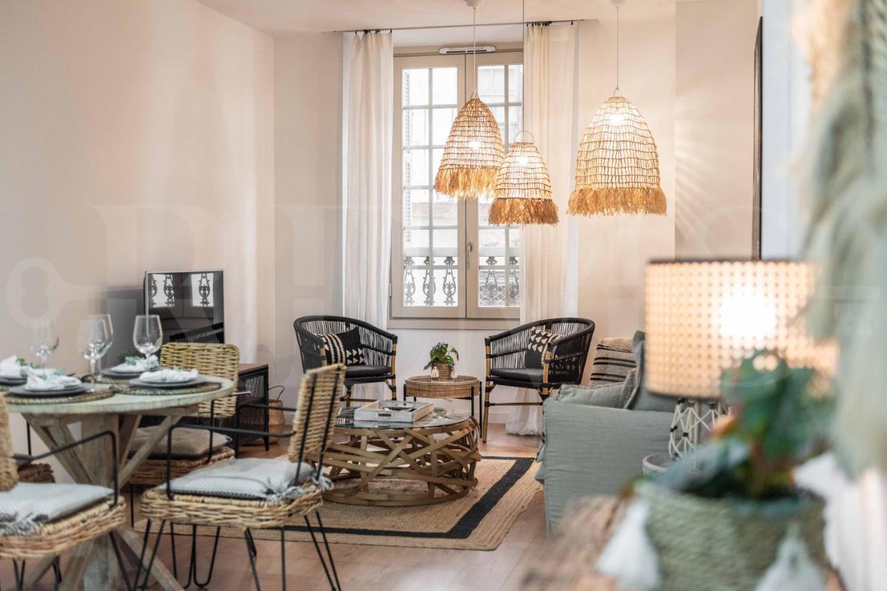 Lovely Boho Apartment With Parking - Historic Center By Rems Малага Экстерьер фото